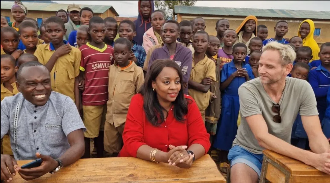 Bezoek aan school in Rwanda
